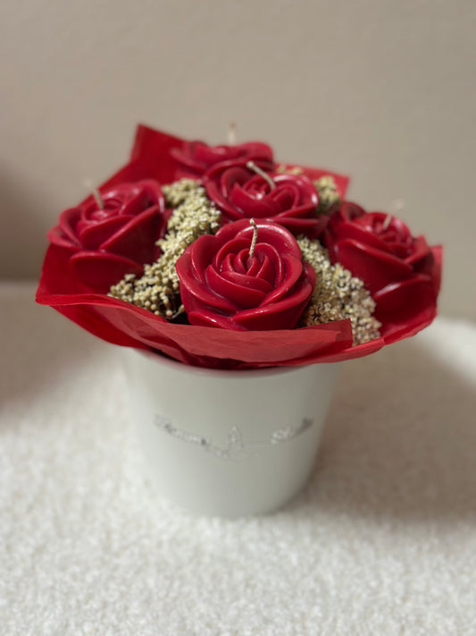 Малък Букет Рози - от свещи